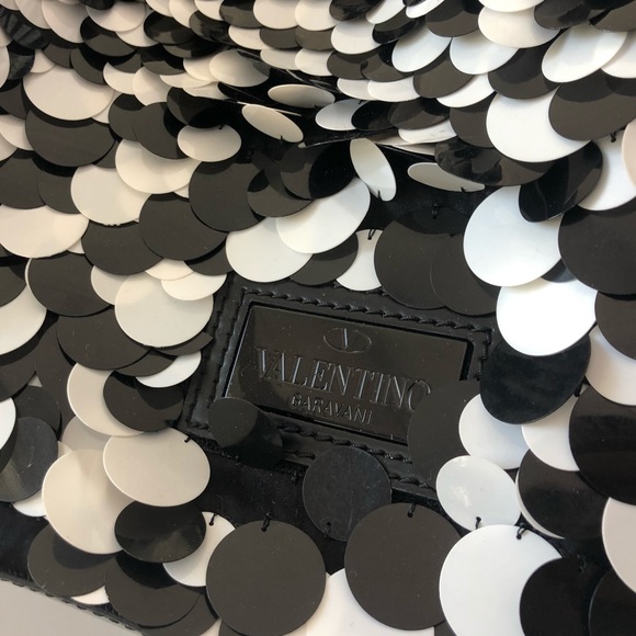 Valentino Purse - Picture 2 of 8